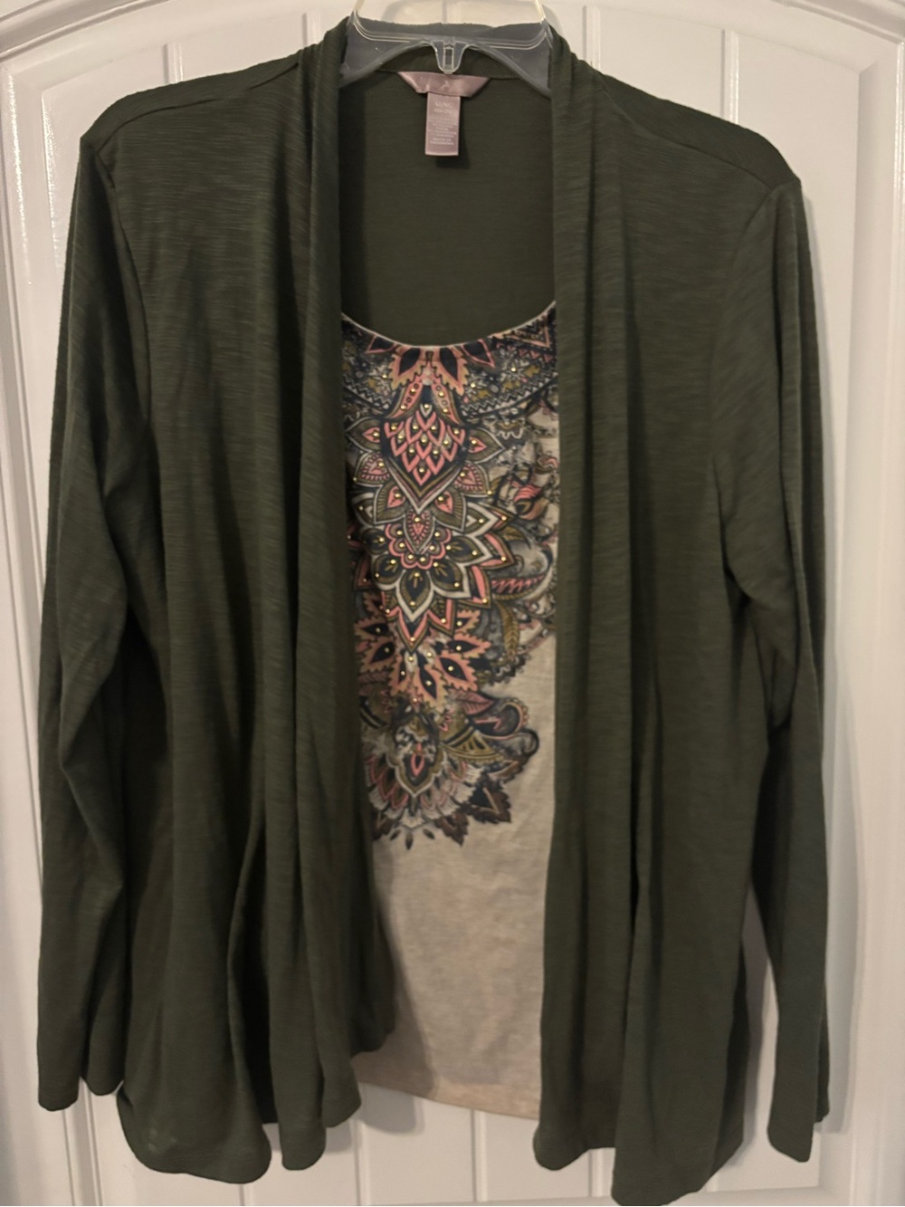 White Stag Olive Open-Front Cardigan with Printed Tank Layer